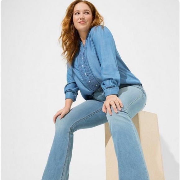 NWT Torrid sz 3x Chambray Button Up Shirt!! - Picture 2 of 4